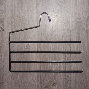 4-Tier Space Saving Pants Hangers (3)